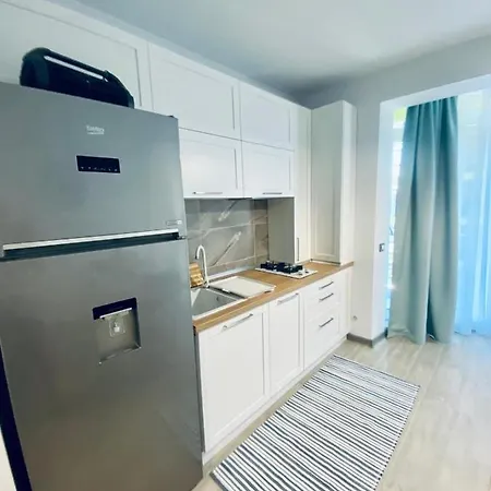 Apartament 60h In Complex Alezzi Resort Năvodari