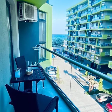 Apartament 60h In Complex Alezzi Resort